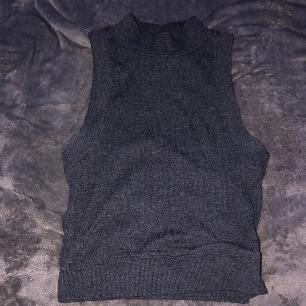 FOREVER 21 Turtle Neck Grey Tank Top